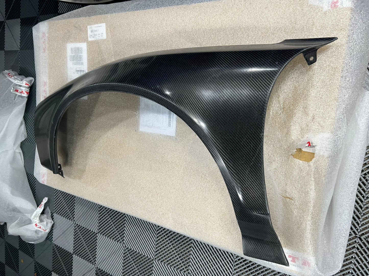 Fenders Front - NSX (91-05) - +20mm - Dry Carbon - OEM Style