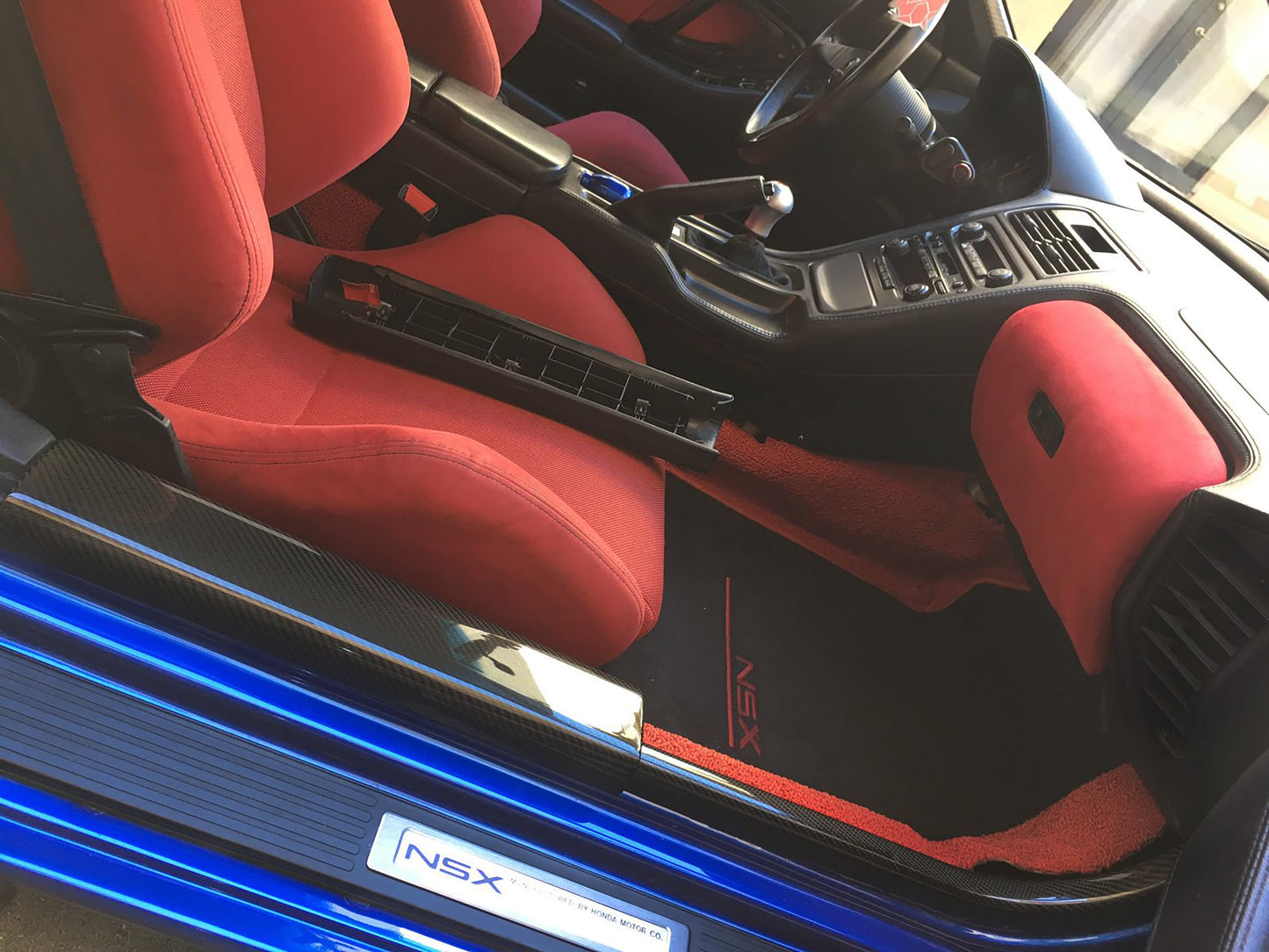 Door Pad Garnish - NSX (91-05) - Carbon