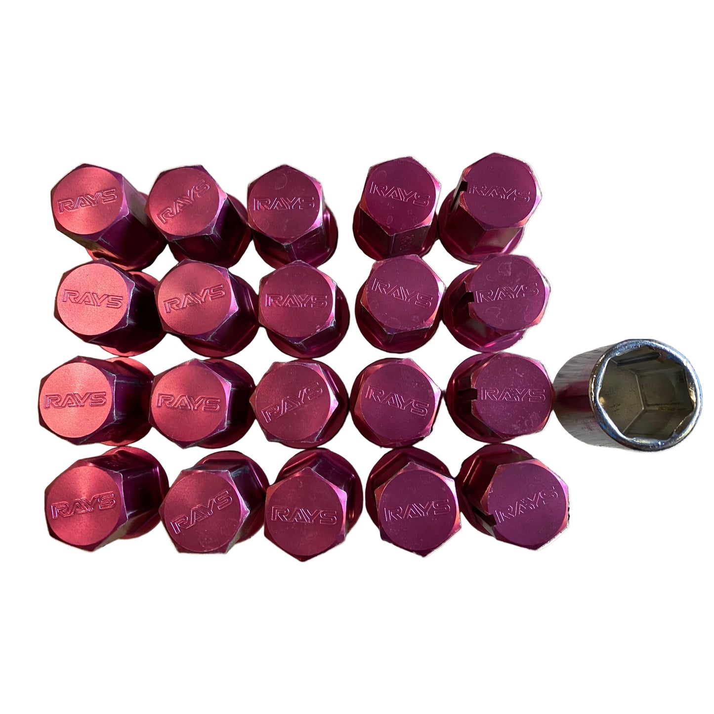 Lug Nuts with Key - Red Used