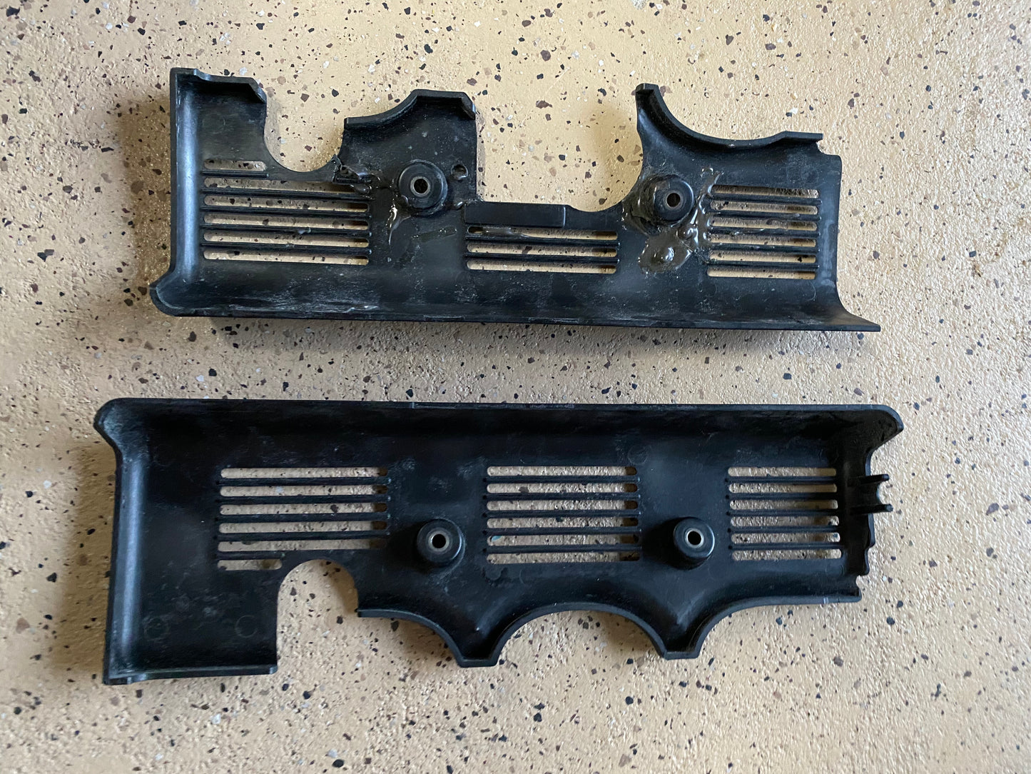 Fuel Injector Covers - NSX (91-05) - OEM Used with Damage