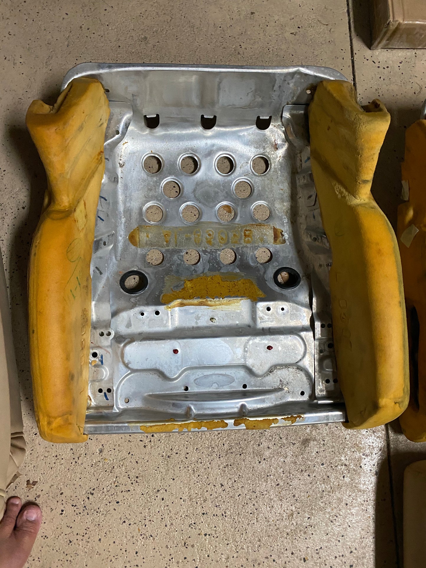 Seat Bottoms - NSX (91-05) - OEM Used