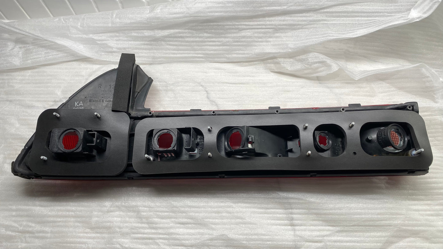 Tail Light Gaskets - NSX (91-05) - with Additional Stud Gaskets