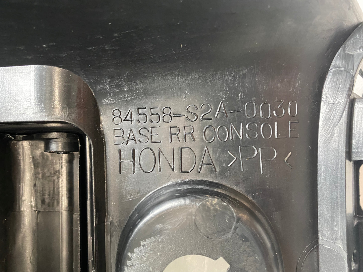 Rear Center Console - S2000 (00-09) - OEM Broken Bracket