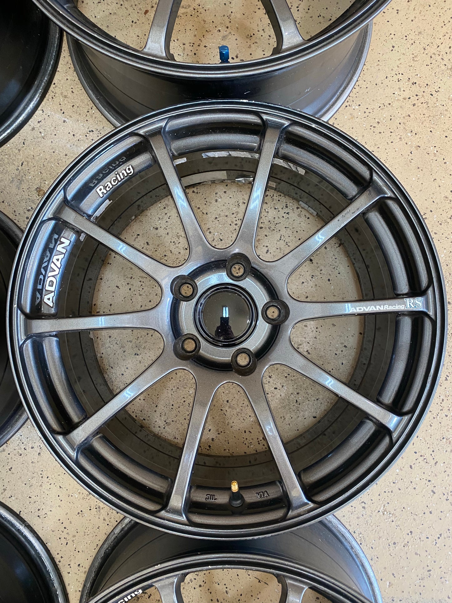 Wheels - Advan RS - 6 Wheels FOR SALE