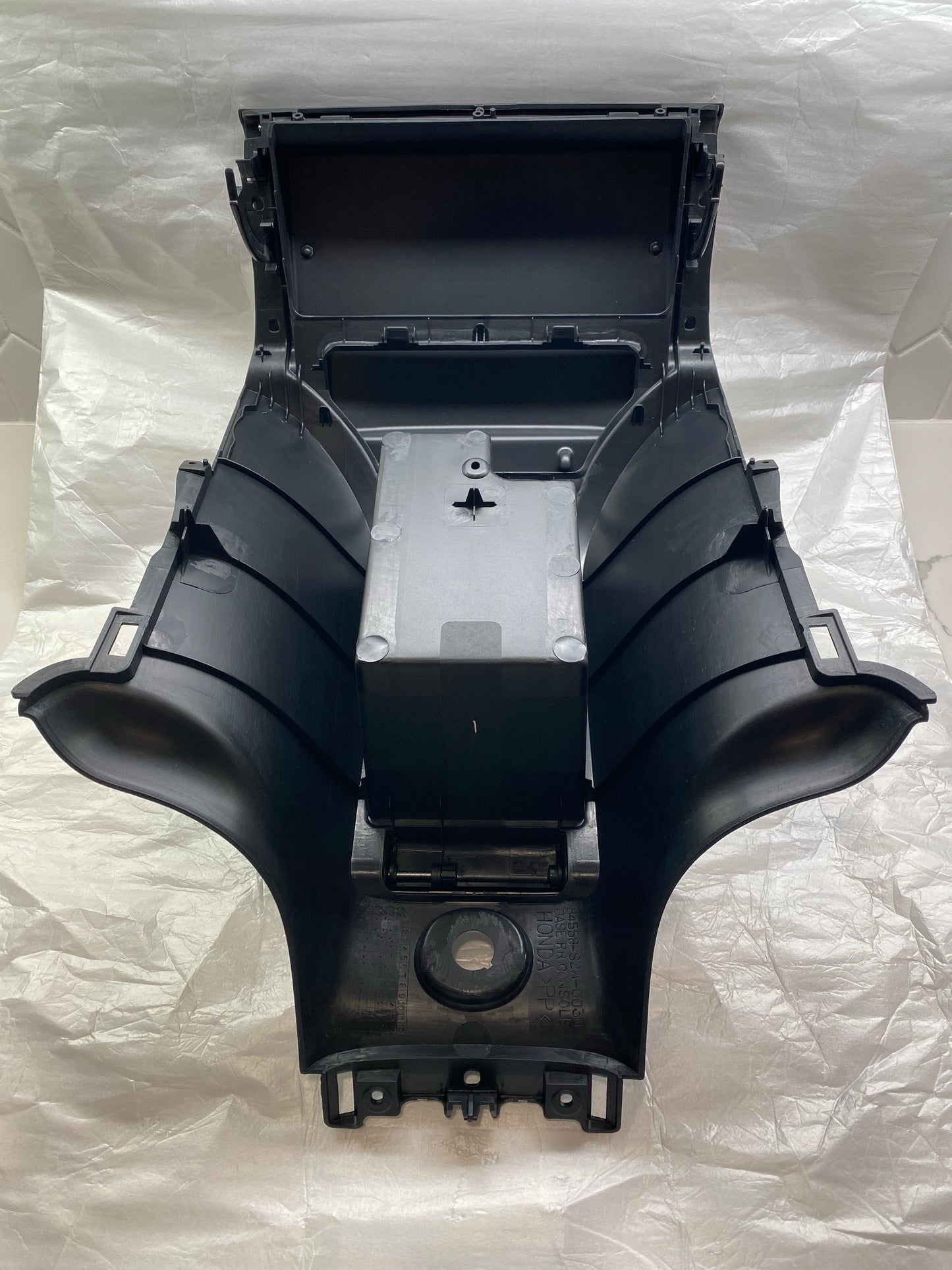 Rear Center Console - S2000 (00-09) - OEM Broken Bracket