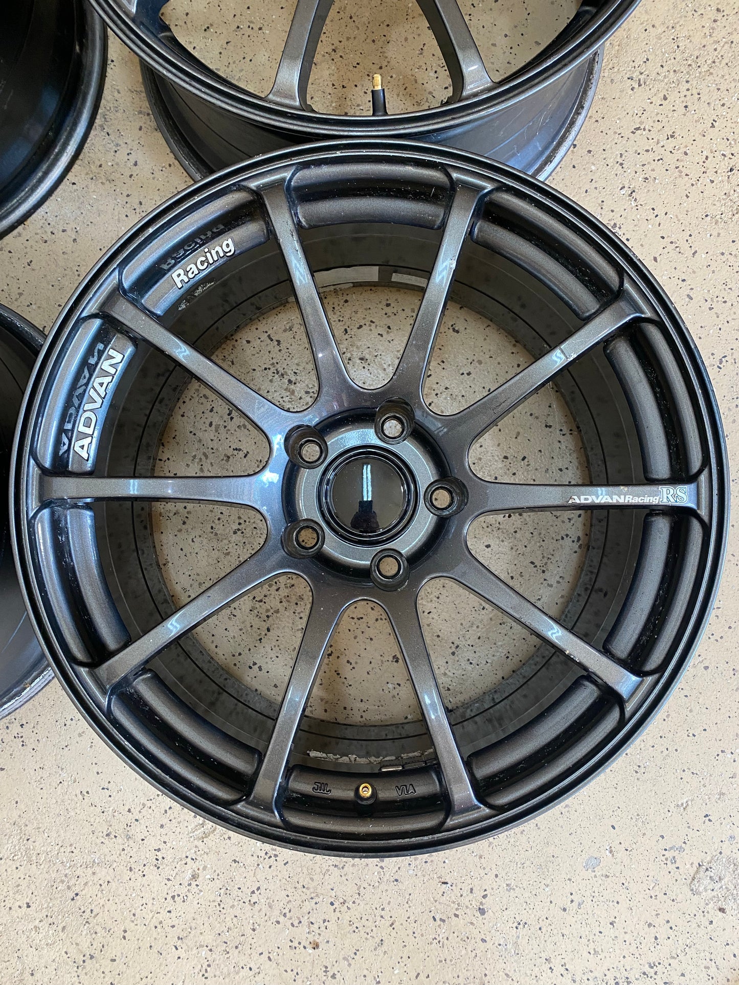 Wheels - Advan RS - 6 Wheels FOR SALE