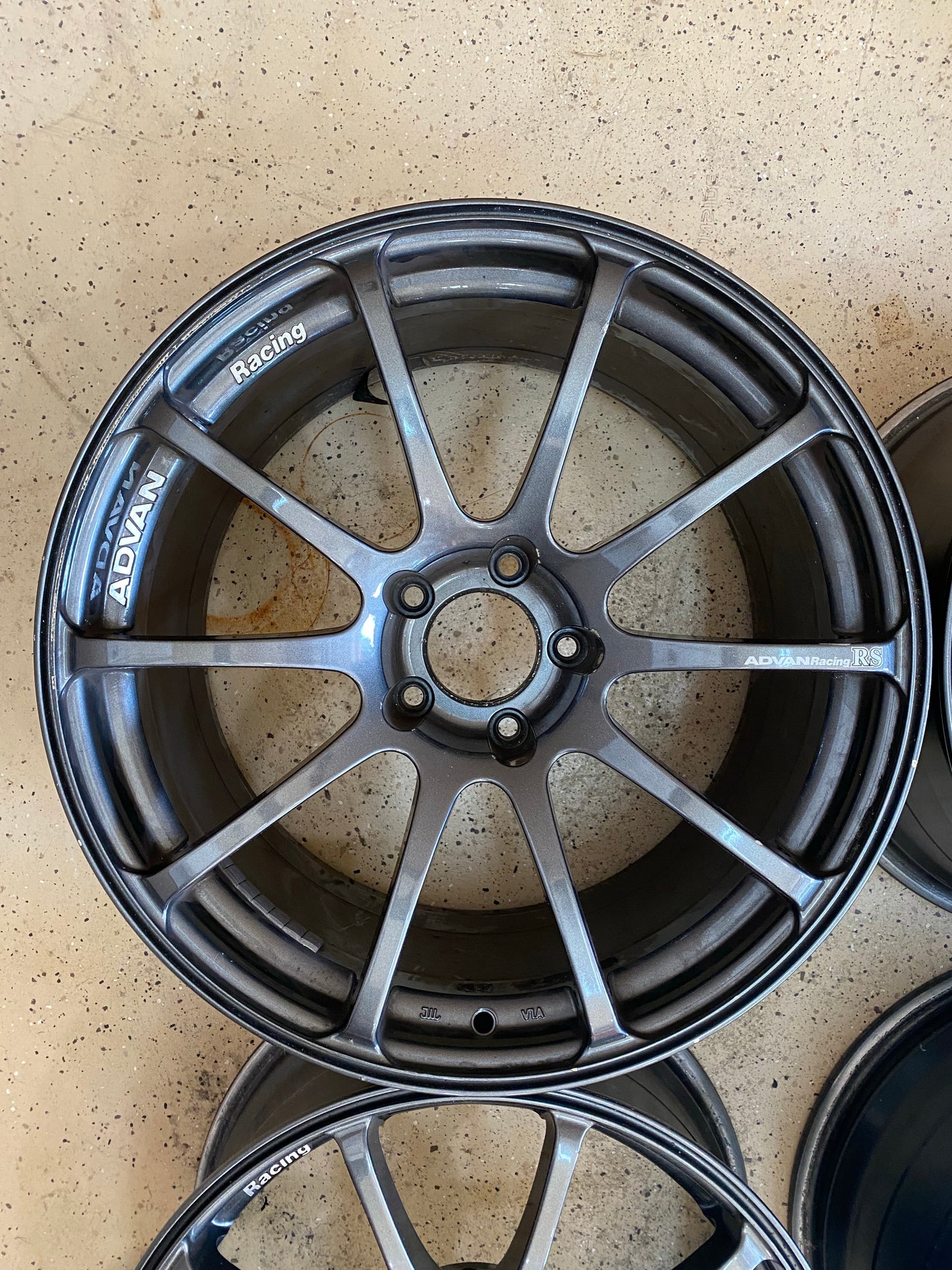 Wheels - Advan RS - 6 Wheels FOR SALE