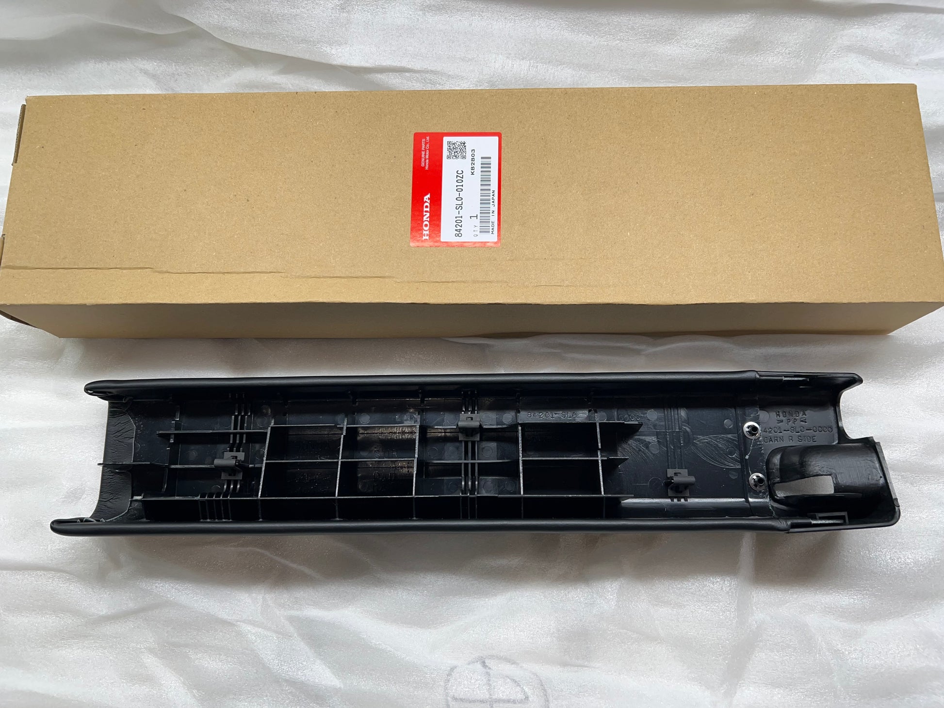 Door Pad Garnish - NSX (91-05) - OEM – Kuya Automotive Door Pad Garnish - NSX (91-05) - OEM – Kuya Automotive